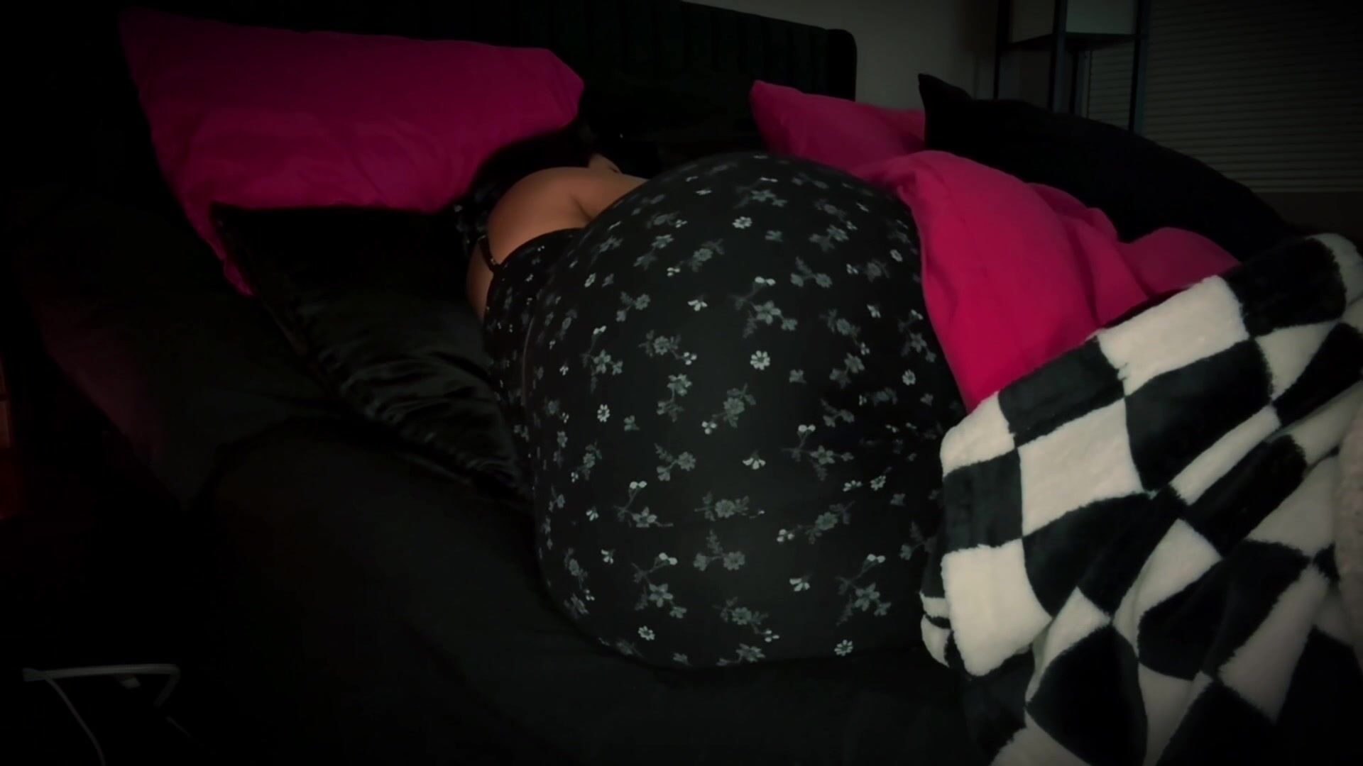 Alleykitten Helping You Get Cozy At Night With All of Her Warm Farts