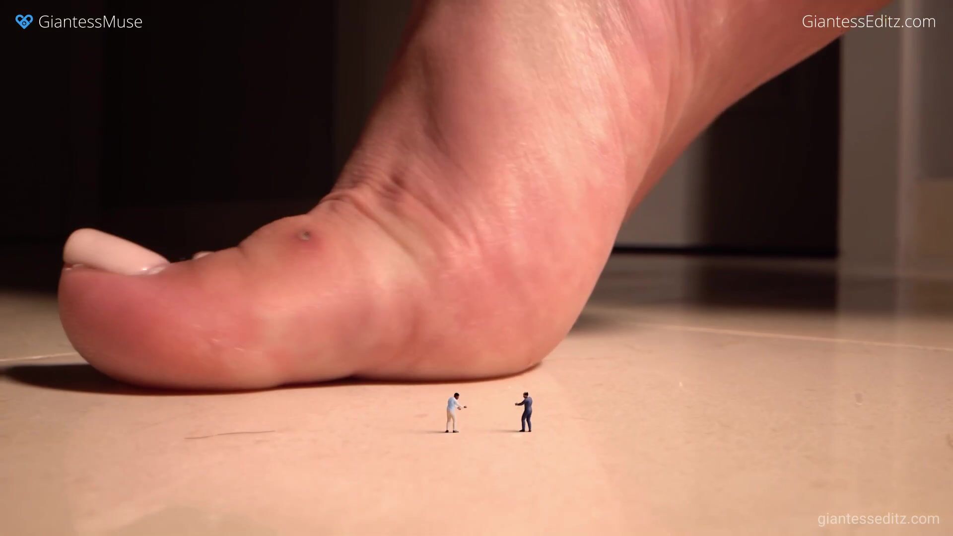 Giantess Muse