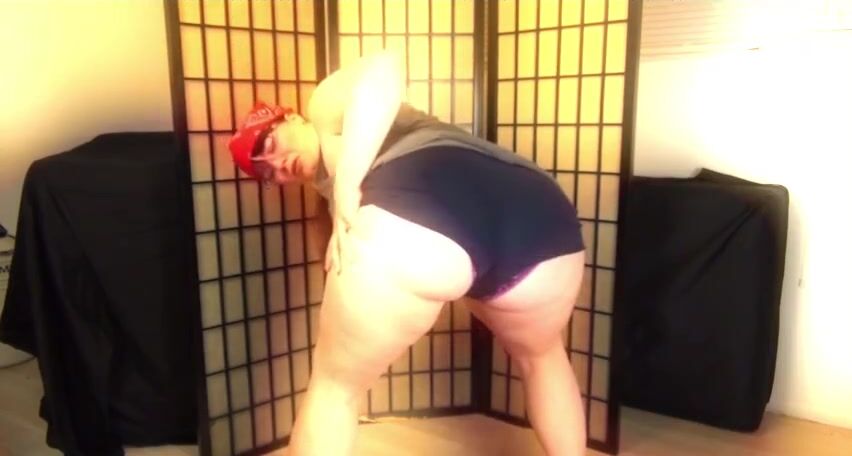 Ami Mercury Twerk fart