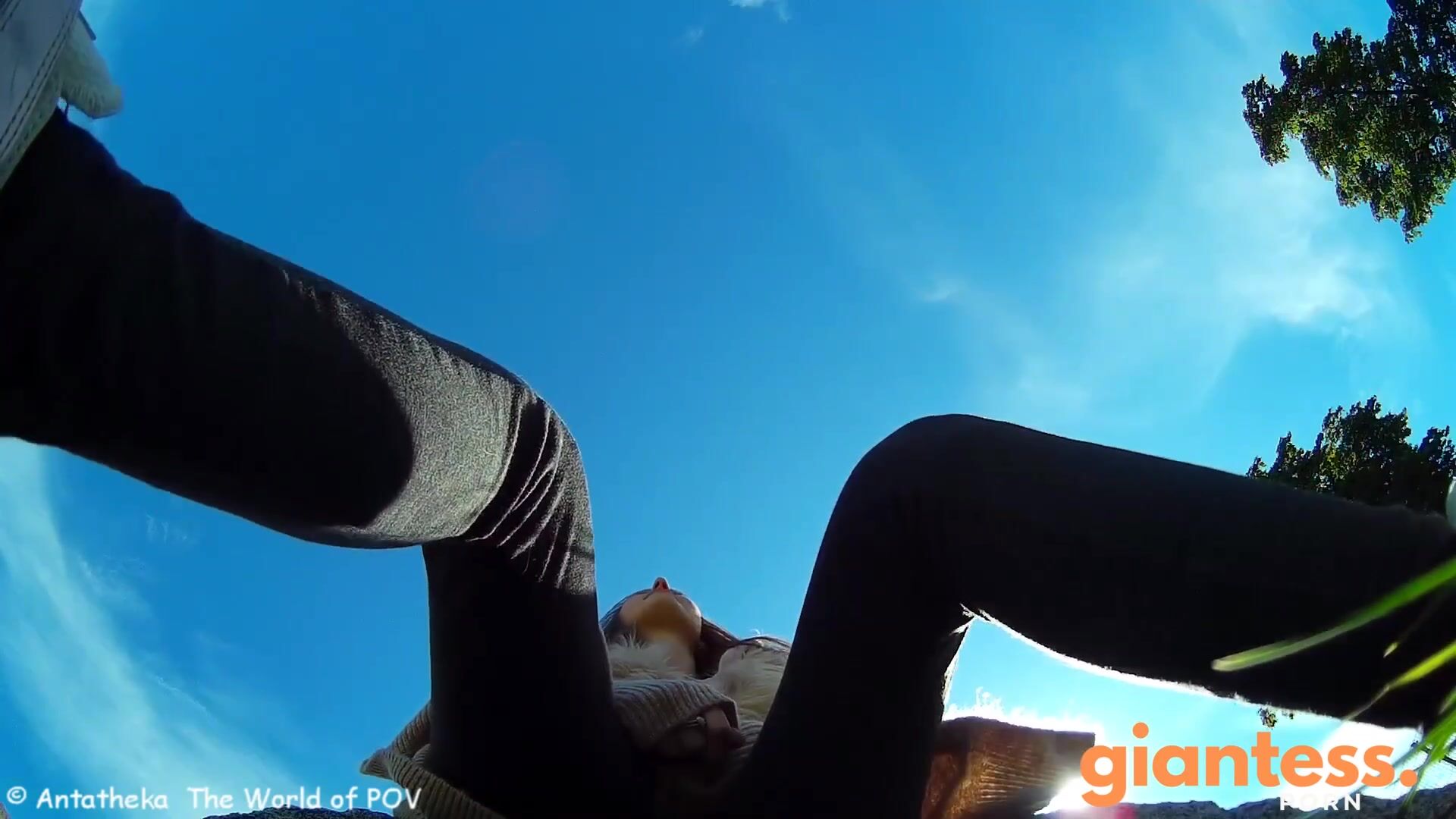 Giantess Noelle and Lisi