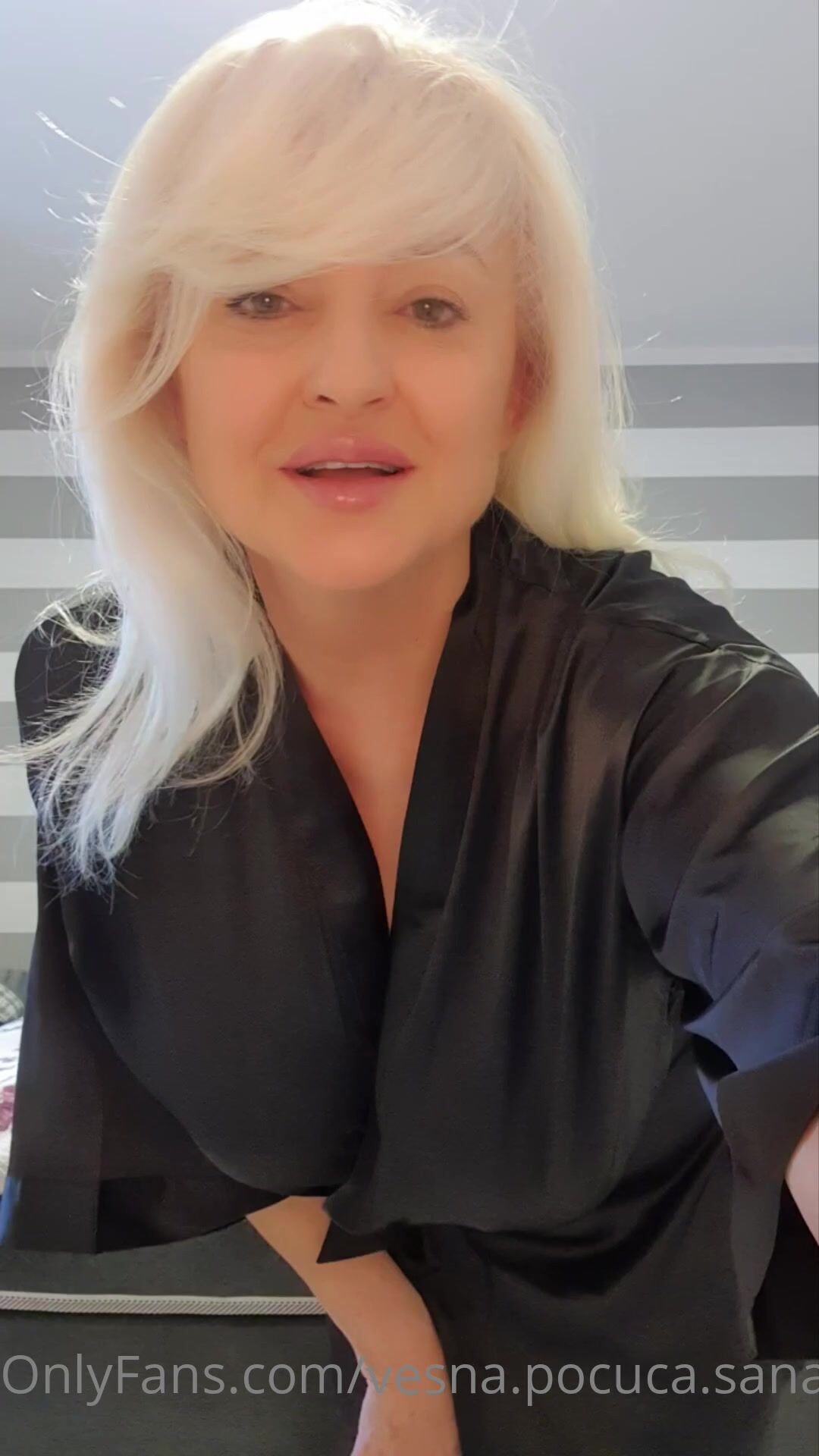 Vesna Pocuca huge busty cougar 30