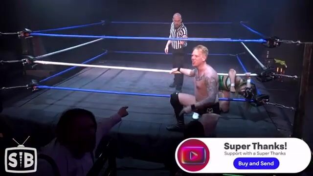 intergender wrestling with lift
