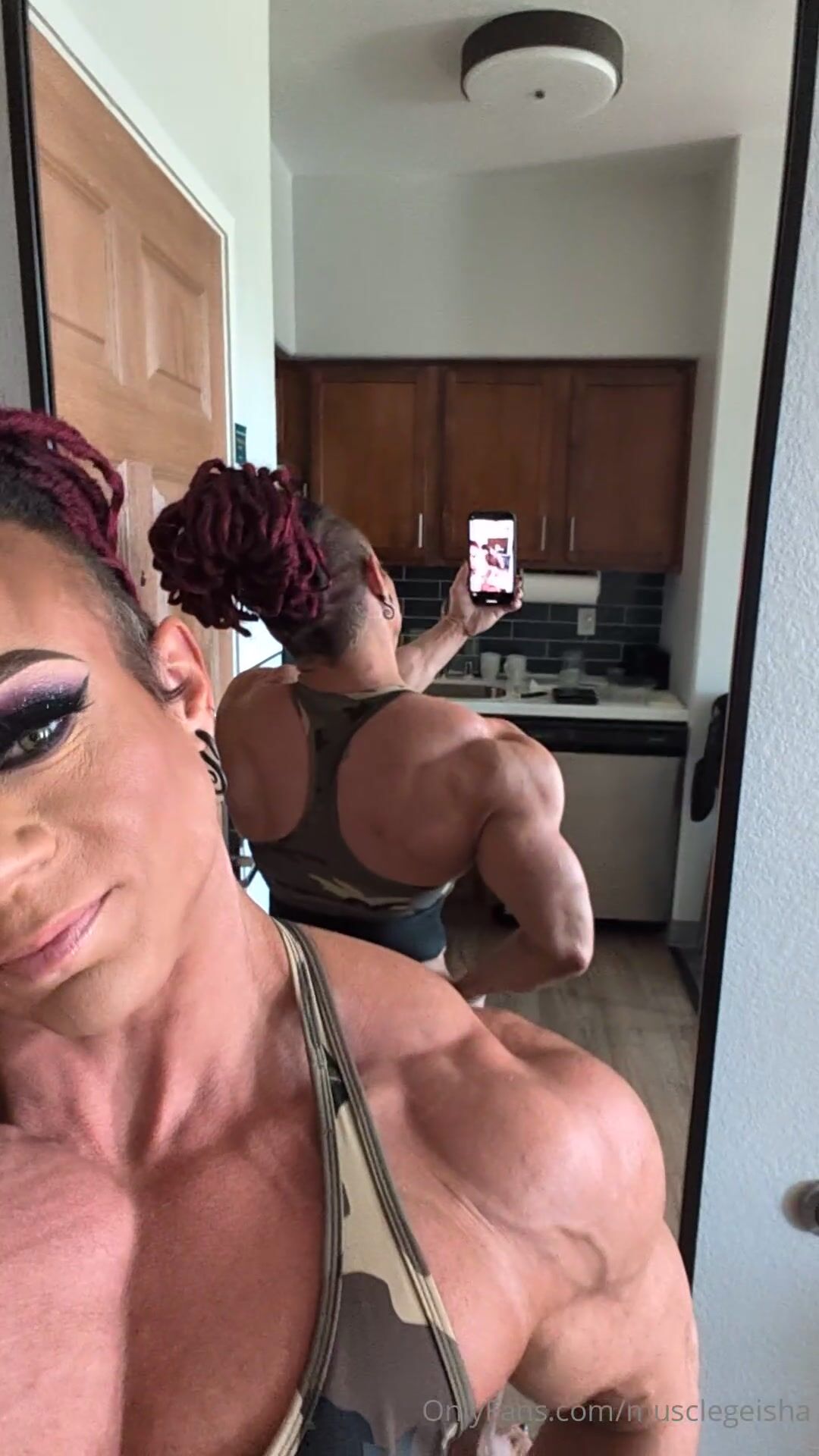 muscle geisha