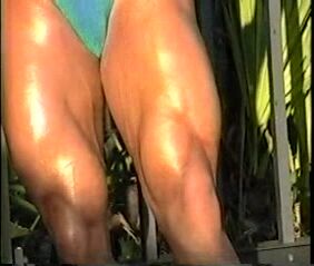 karla nelsen pool side