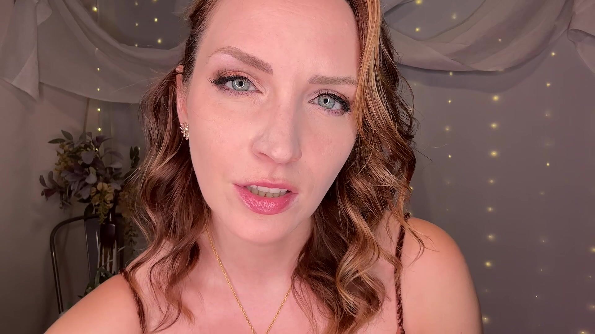Sneezegoddess bridesmaid blowjob