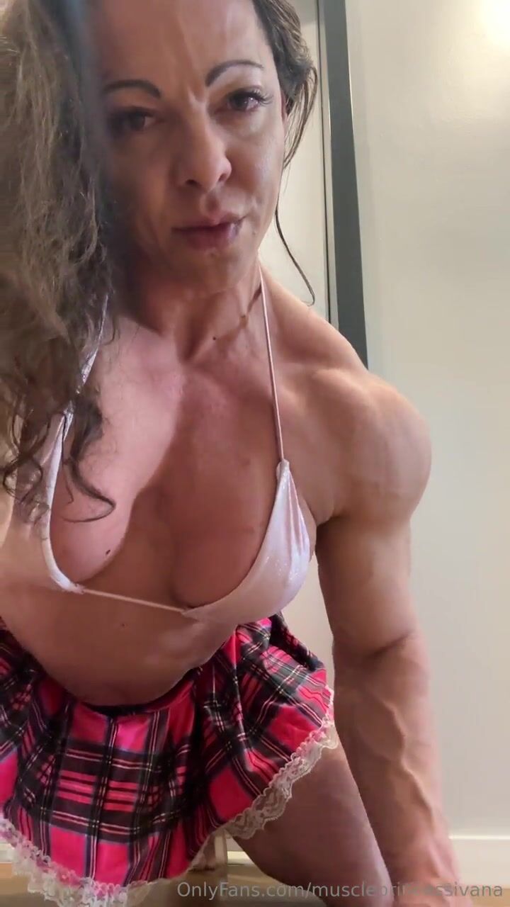 Ivana D fbb