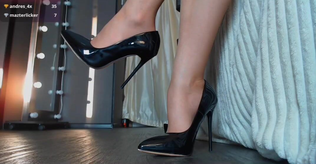 Hot legged lady teasing in stilettos