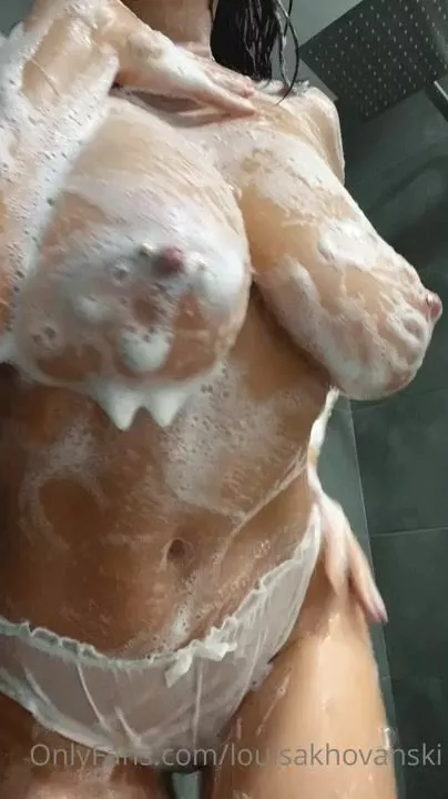 Louisa Khovanski Nude Soapy Shower Video Leaked