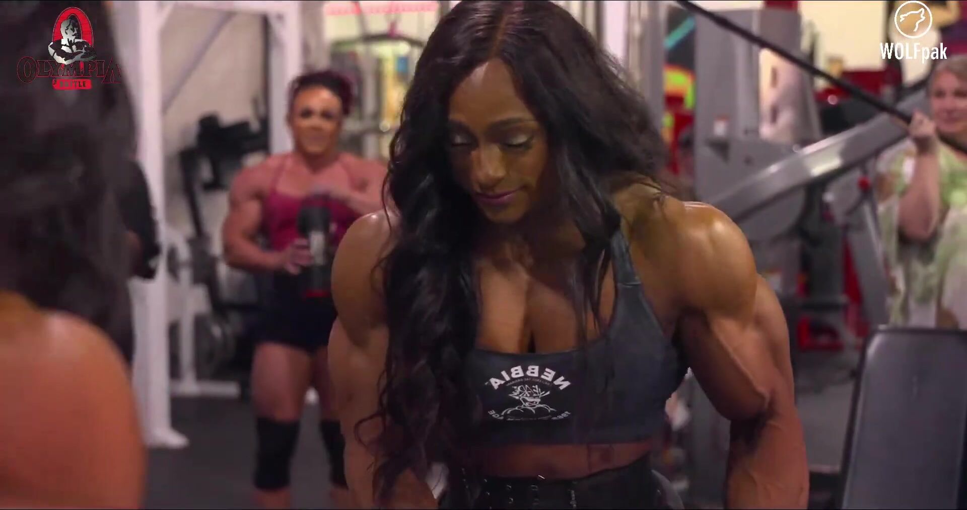 Andrea Shaw Bicep Measure