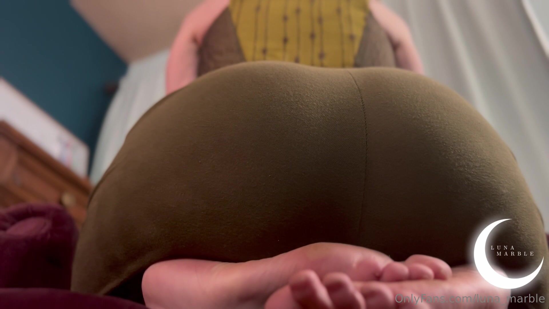 Luna Marble - Elf on the Shelf