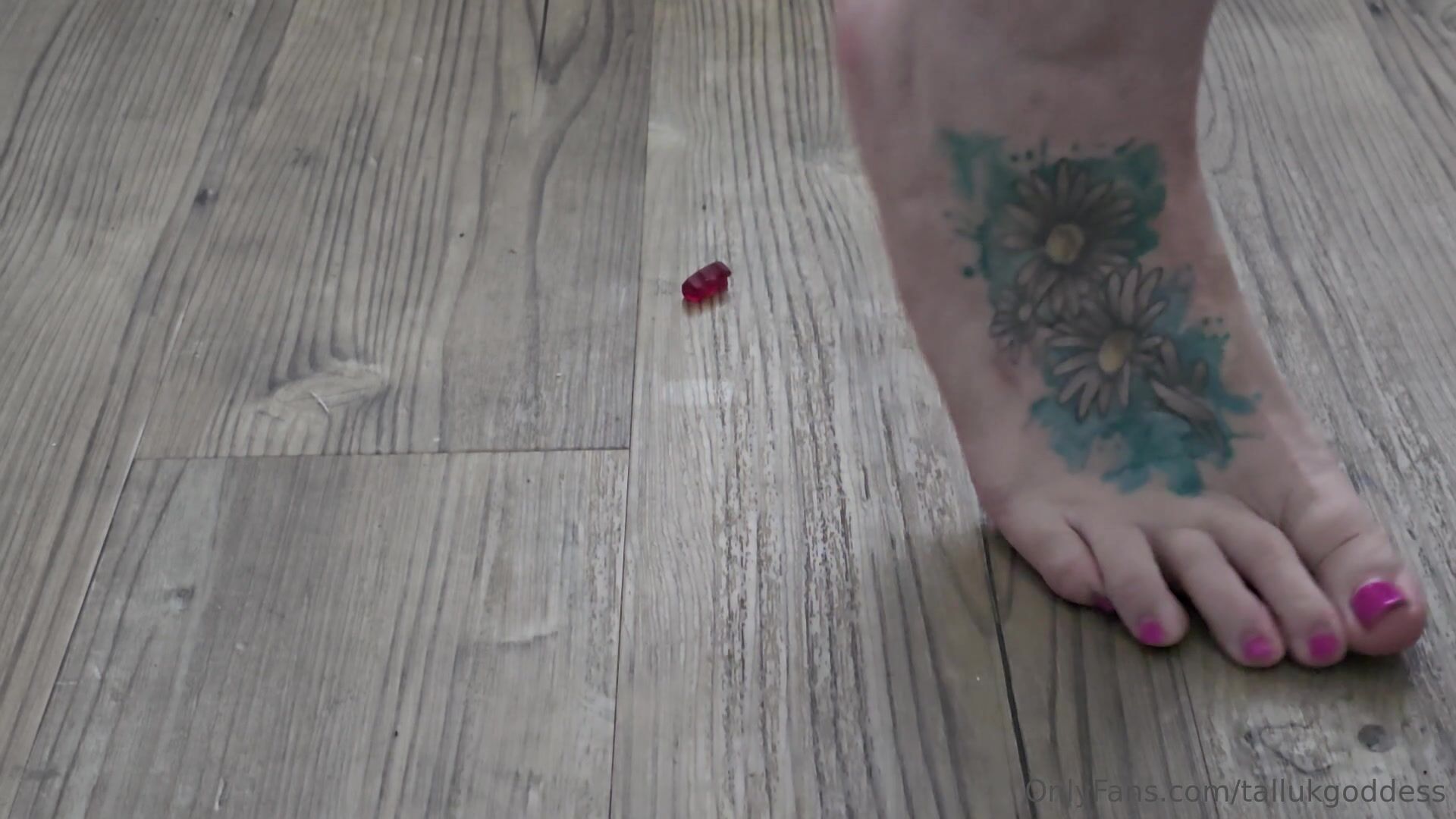 Size 18 Goddess:tallukgoddess(14)