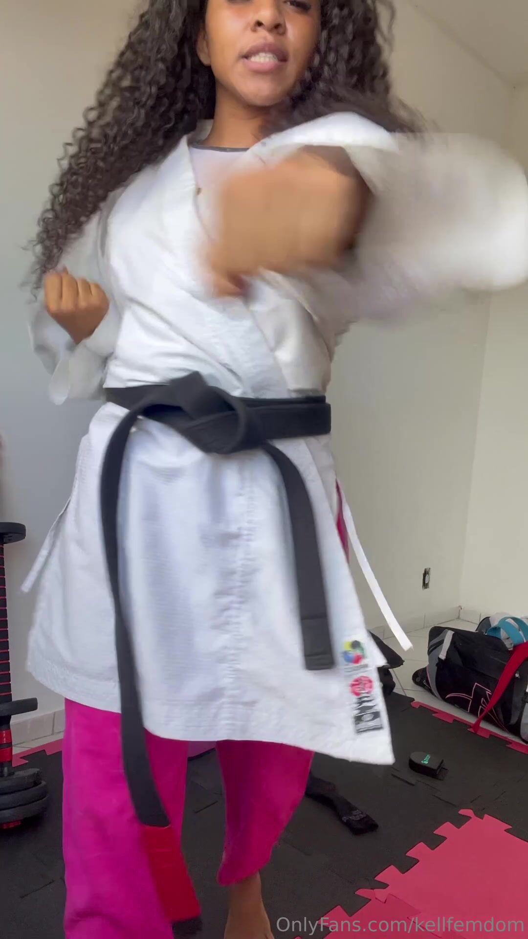 KLL KARATE KICKS