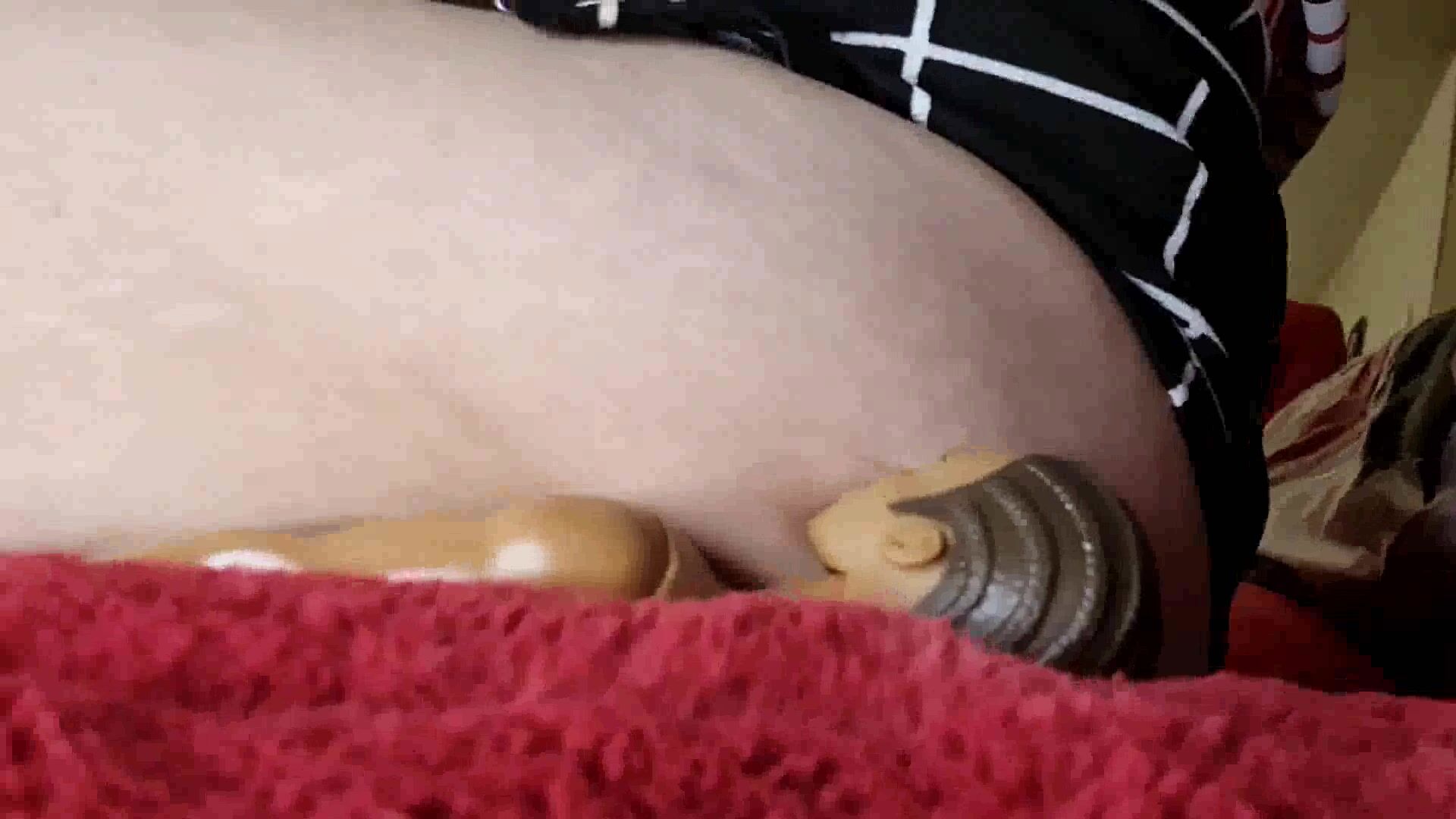 lolalovesfetish giantess unaware buttcrush tiny stepson