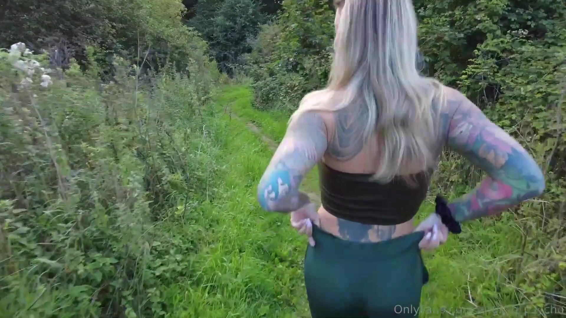 L1ly Adick POV in the woods