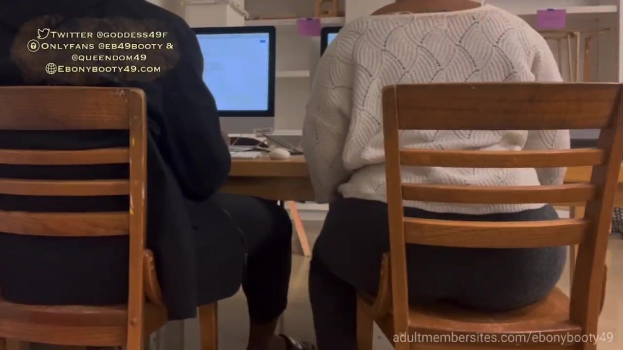 Ebonybooty49 - Angry classmate sniffs my gas for a good grade