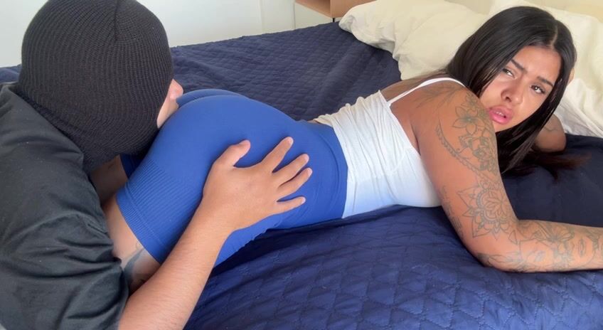 Gorgeous girl fart on slave