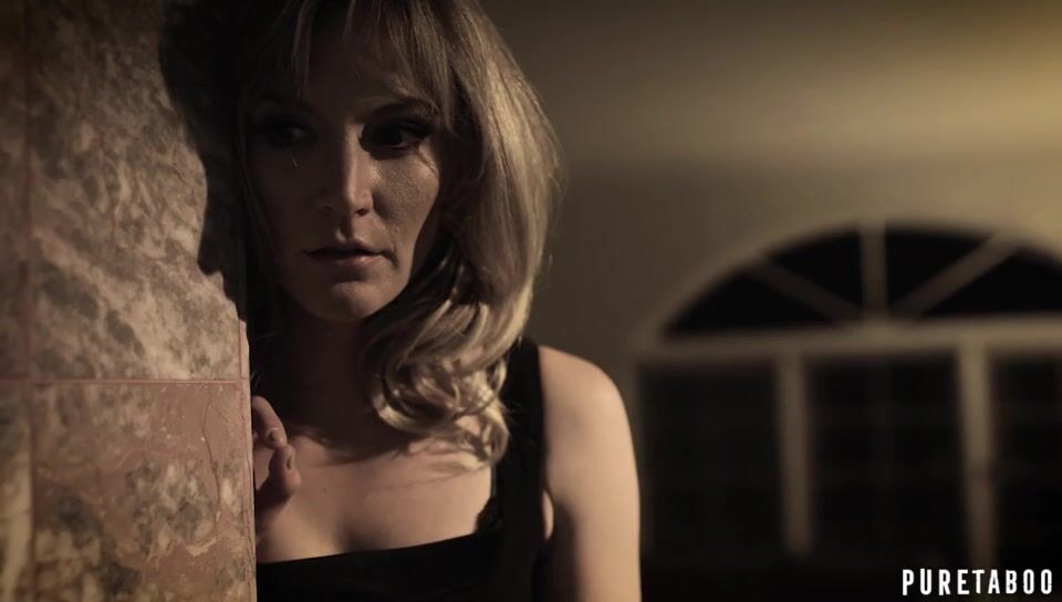 Puretaboo: Mommy Monster (Casey Calvert, Mona Wales)