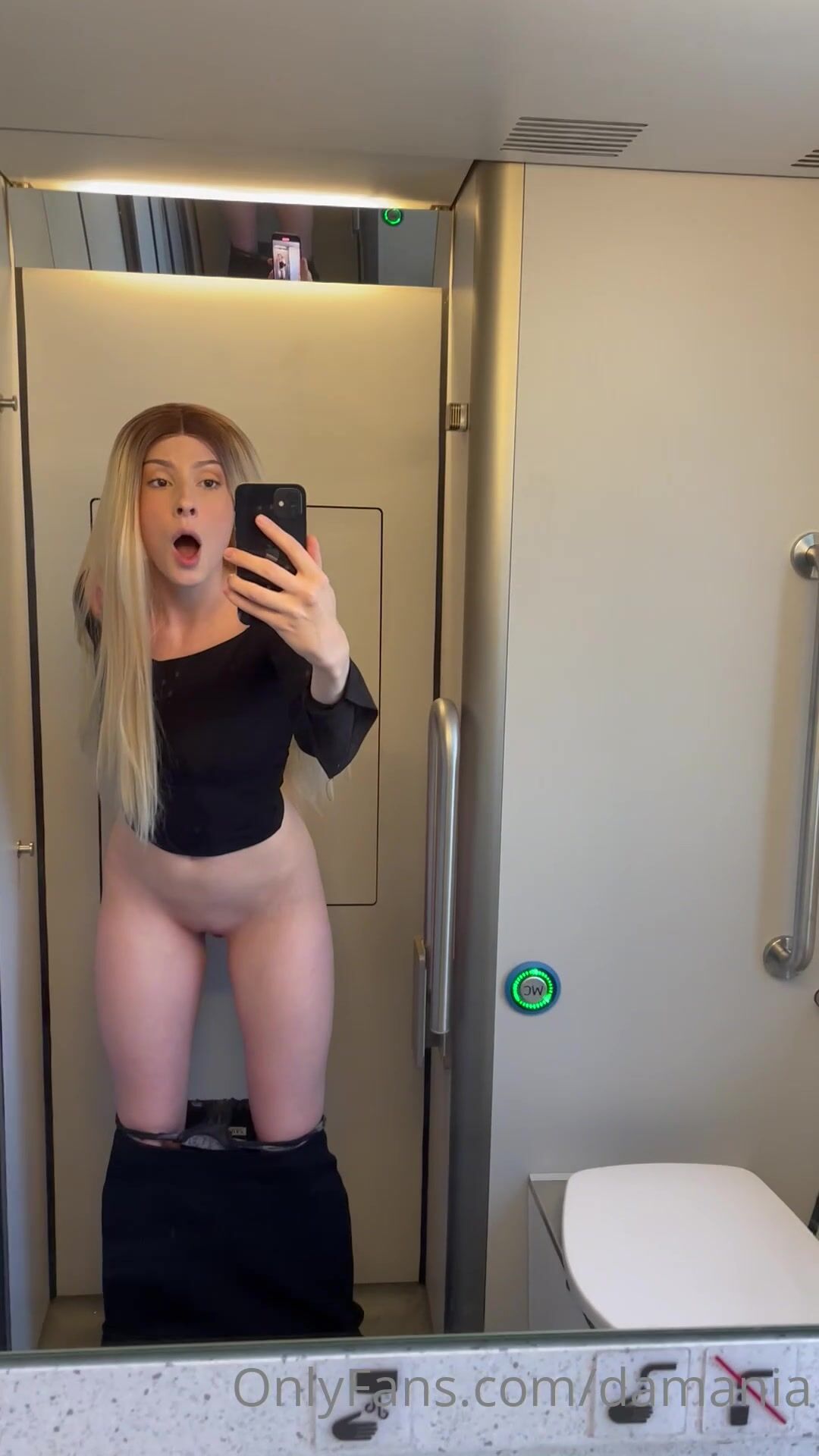 damania Replace this dildo with your dick and breed me