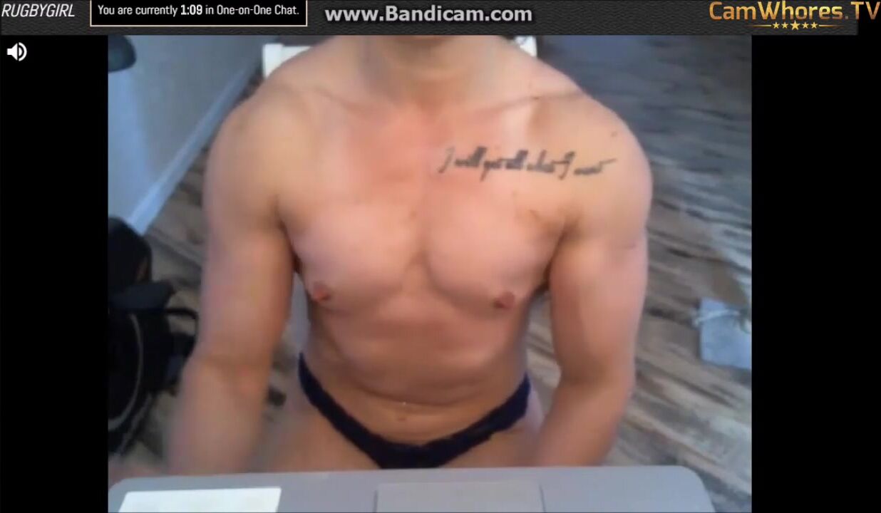 rugbygirl topless pec flex cam