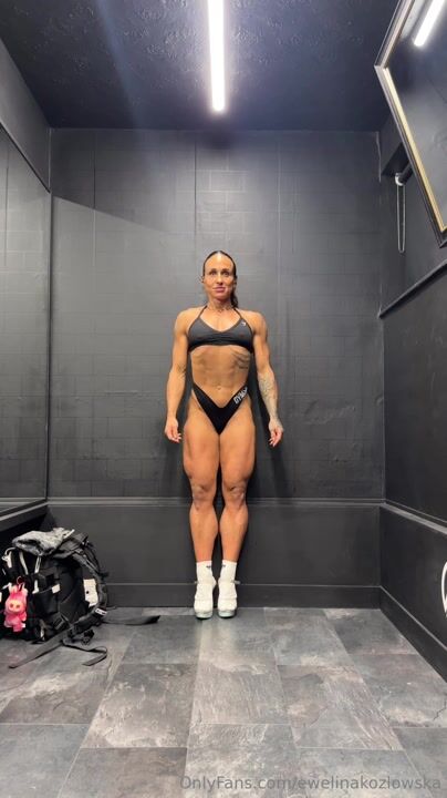 Fbb pose