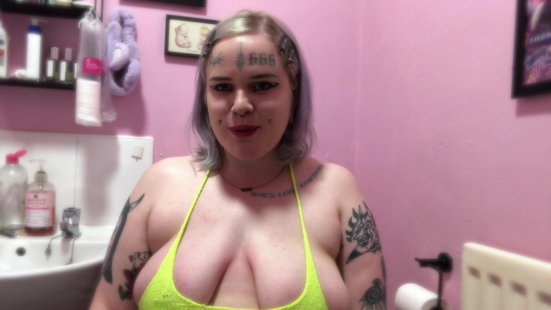 MissDoom - Toilet training