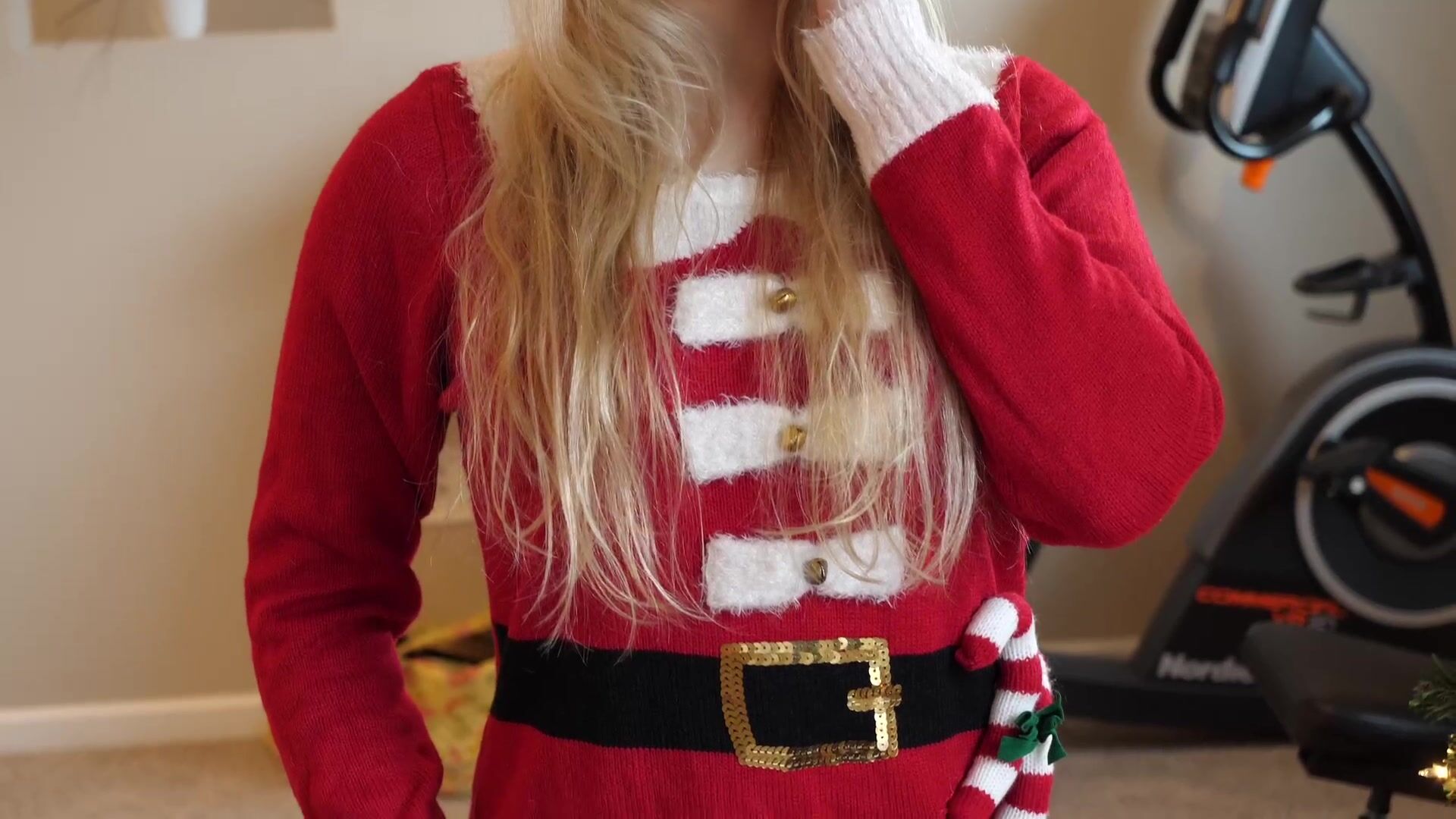 GGH - Christmas Gift Lily