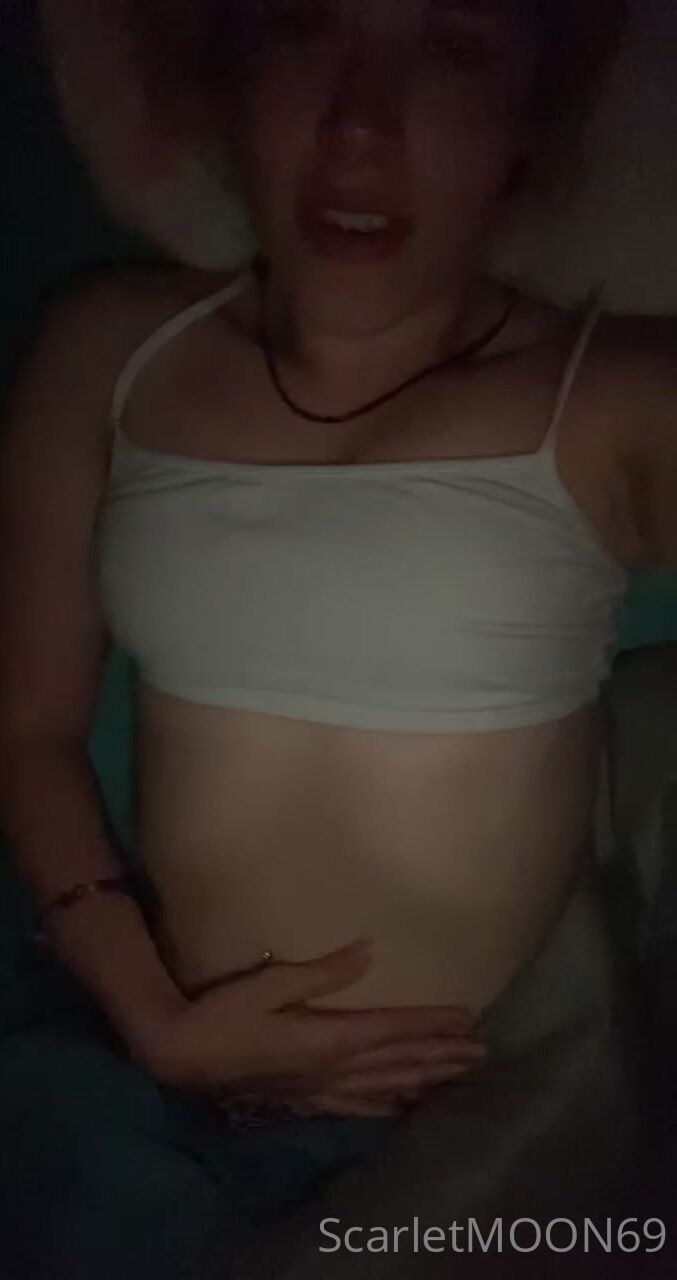 scarlet moon dutch oven short