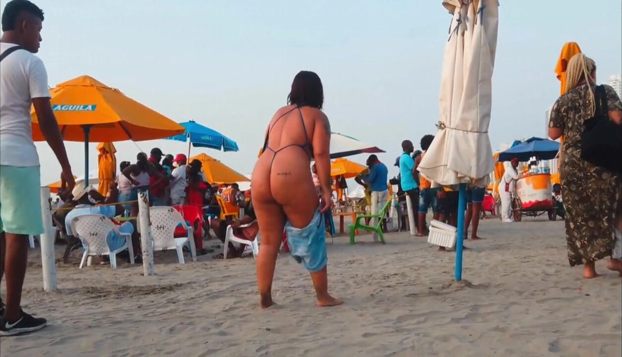 BBW beach big ass