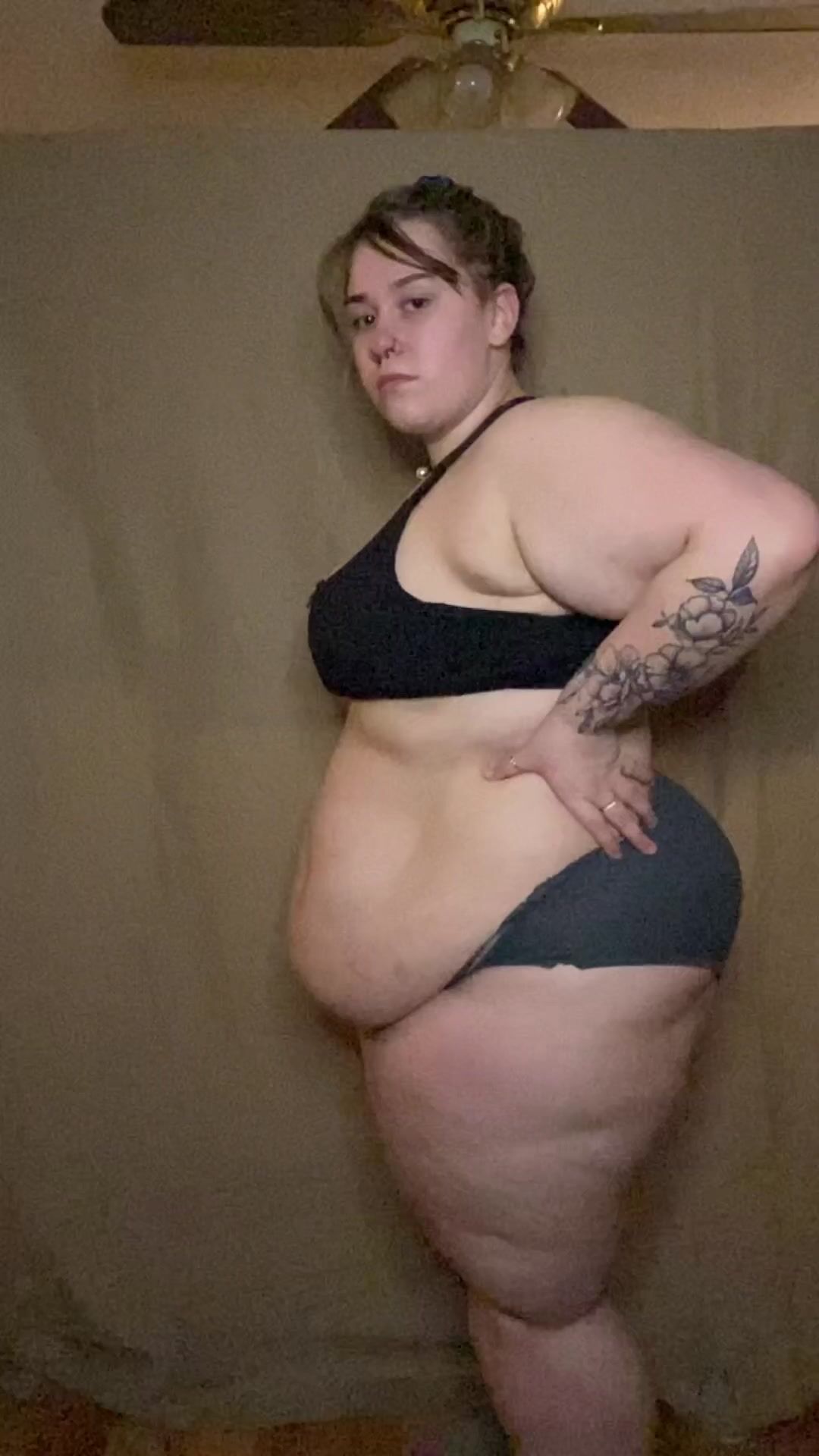 BBW Slow motion jiggling