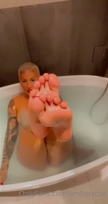 Amber Rose Nude Bath Onlyfans Video Leaked