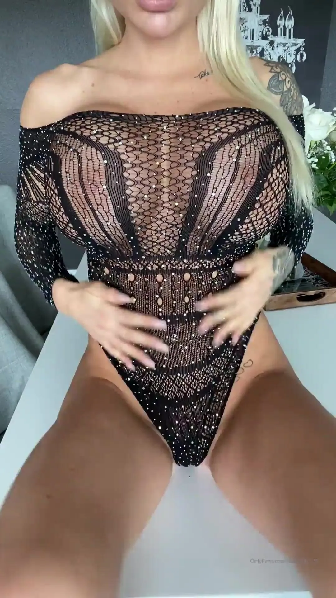 jessicakes33 gosh i love sexy see through lingeries