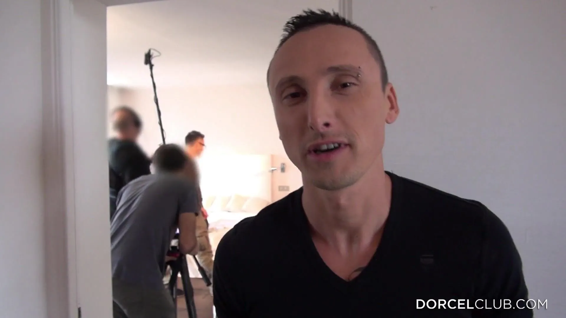 dorcelclub.com marc dorcel making of claire cara at your service 6671 1080p full mp4