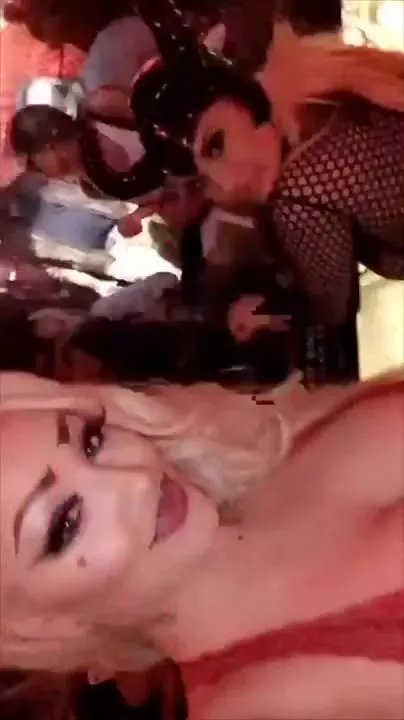 Tanya Barbie Lieder blonde sexy bodysuit booty twerking club snapchat free