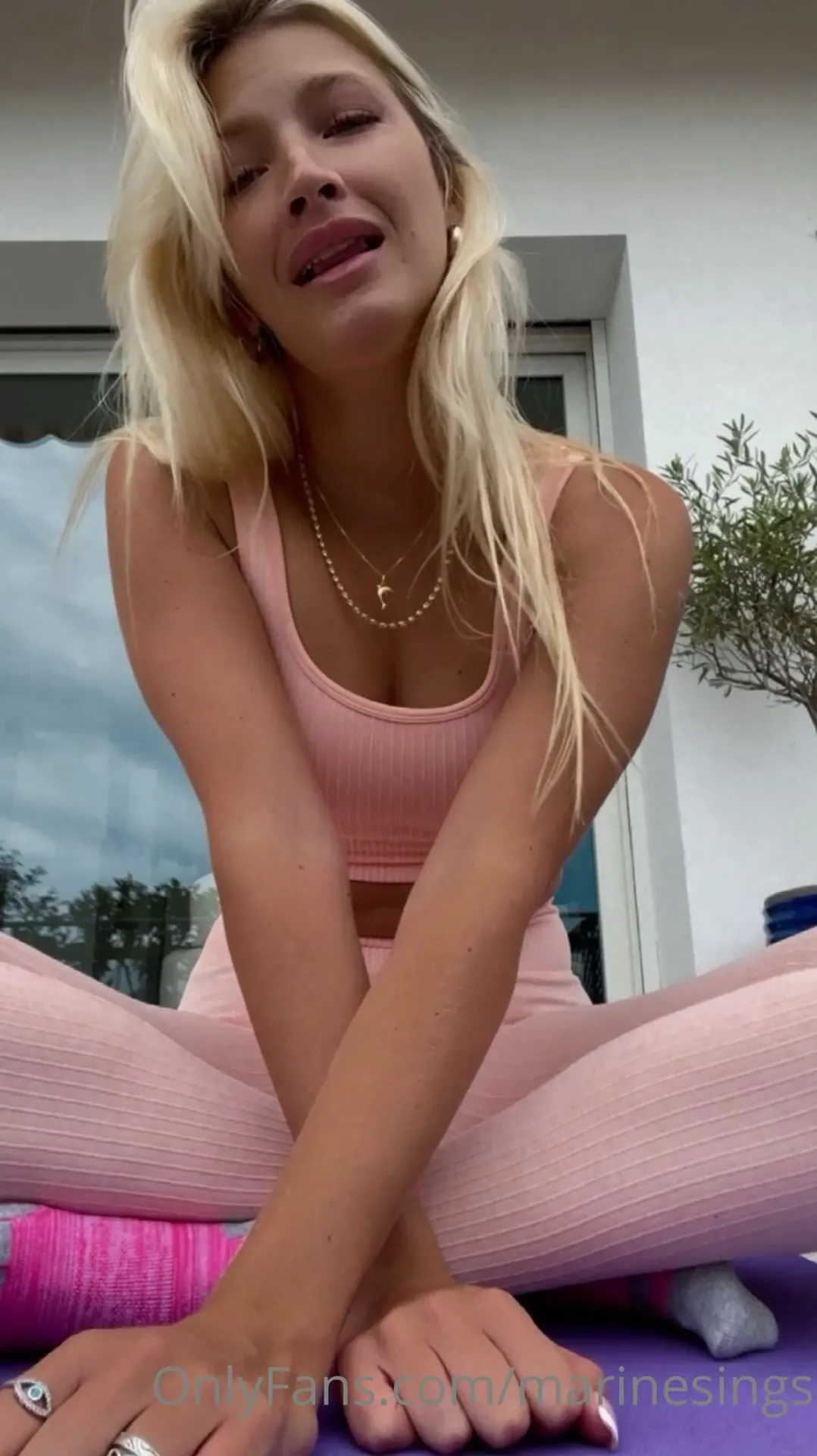 marinesings good morning my loves coming to you with some sam smith vibes from my parents balcony in onlyfans leaked video
