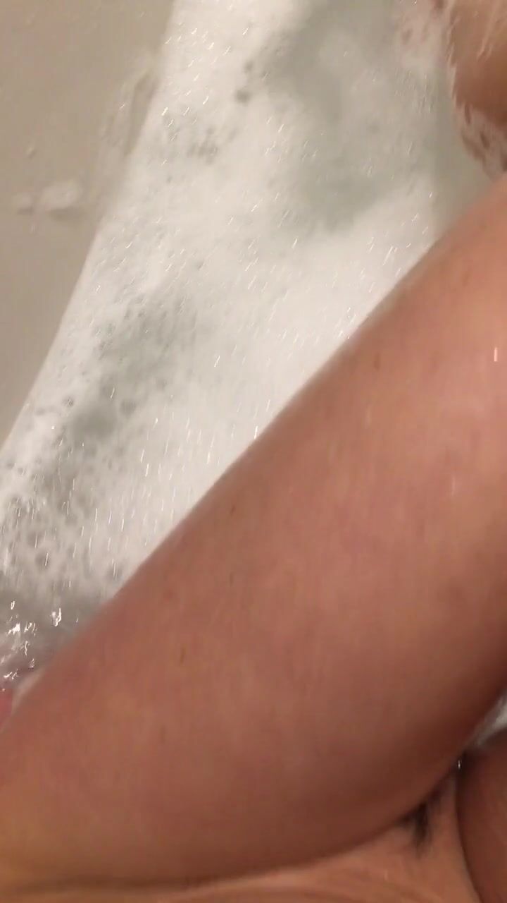 Kendralust time to get wet onlyfans leaked video