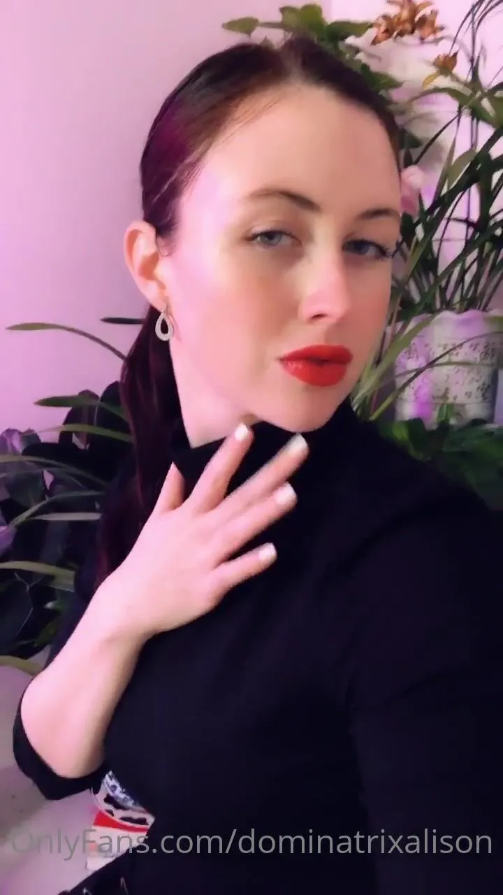 dominatrixalison goddess life this is my office onlyfans leaked video