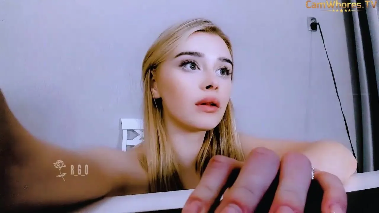 vallovecb fully naked. face when not naked. smart ass camwhores cam porn videos