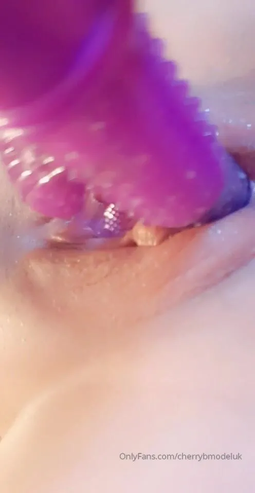 cherrybmodeluk dildofuck pussy vibrator rabbit perfect