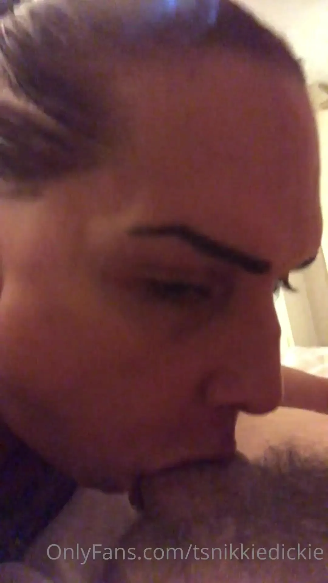 tsnikkiedickie sucking dick at the roosevelt hot