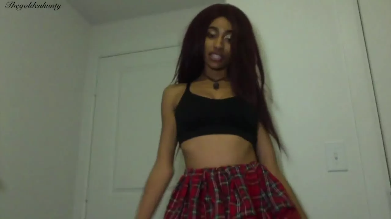 thegoldenhunty Kicking You The Balls SPH | ManyVids Free Porn Videos