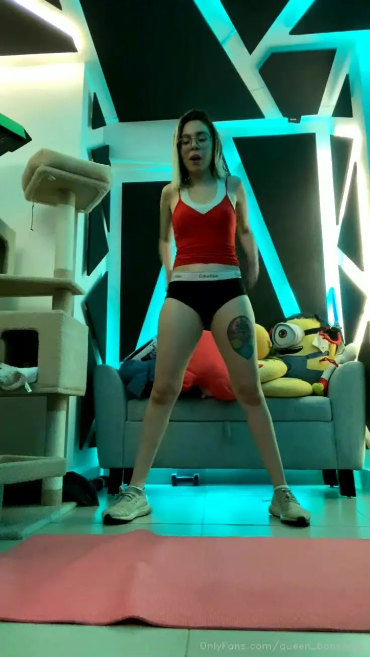 bonni3gg cam porn stream started at 05 08 2020 05 32 p