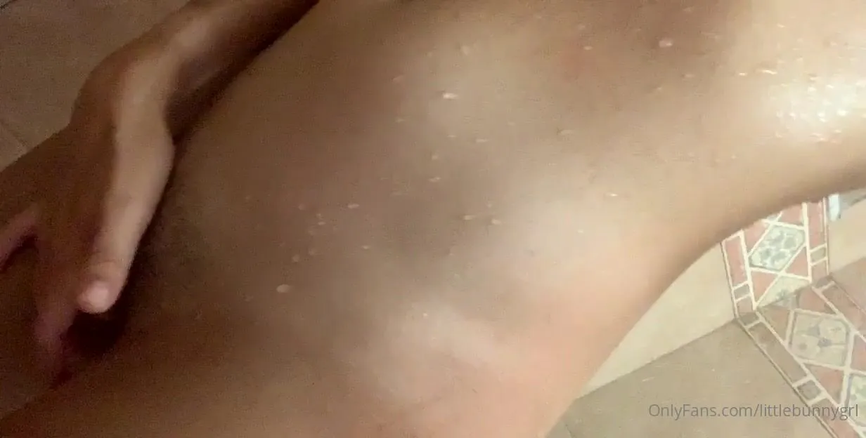 LittleBunnyGrl OnlyFans 2020 12 19_0glswrrum63rrmo2j5i2d_source