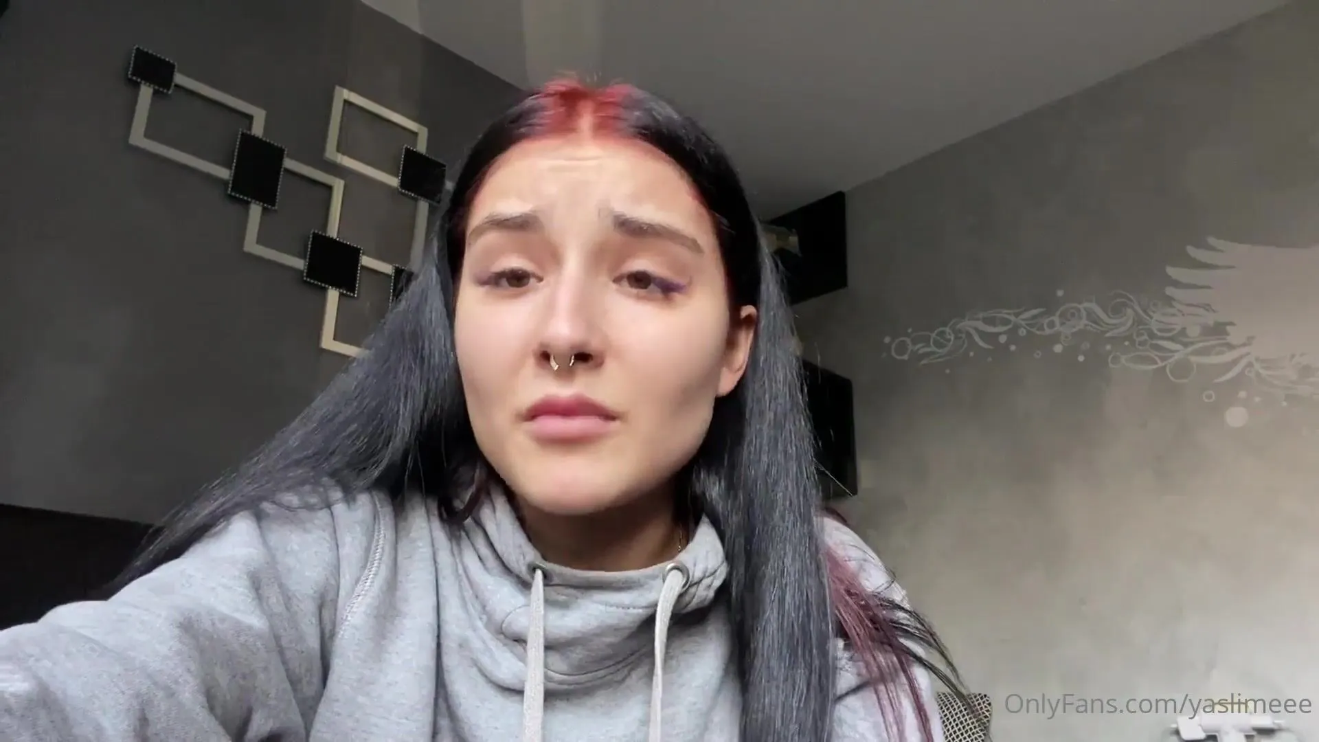 yaslimeee sunt extrem de scarbita si dezamagita de tot imi e scarba si sa mai raspund la mesaje onlyfans xxx videos