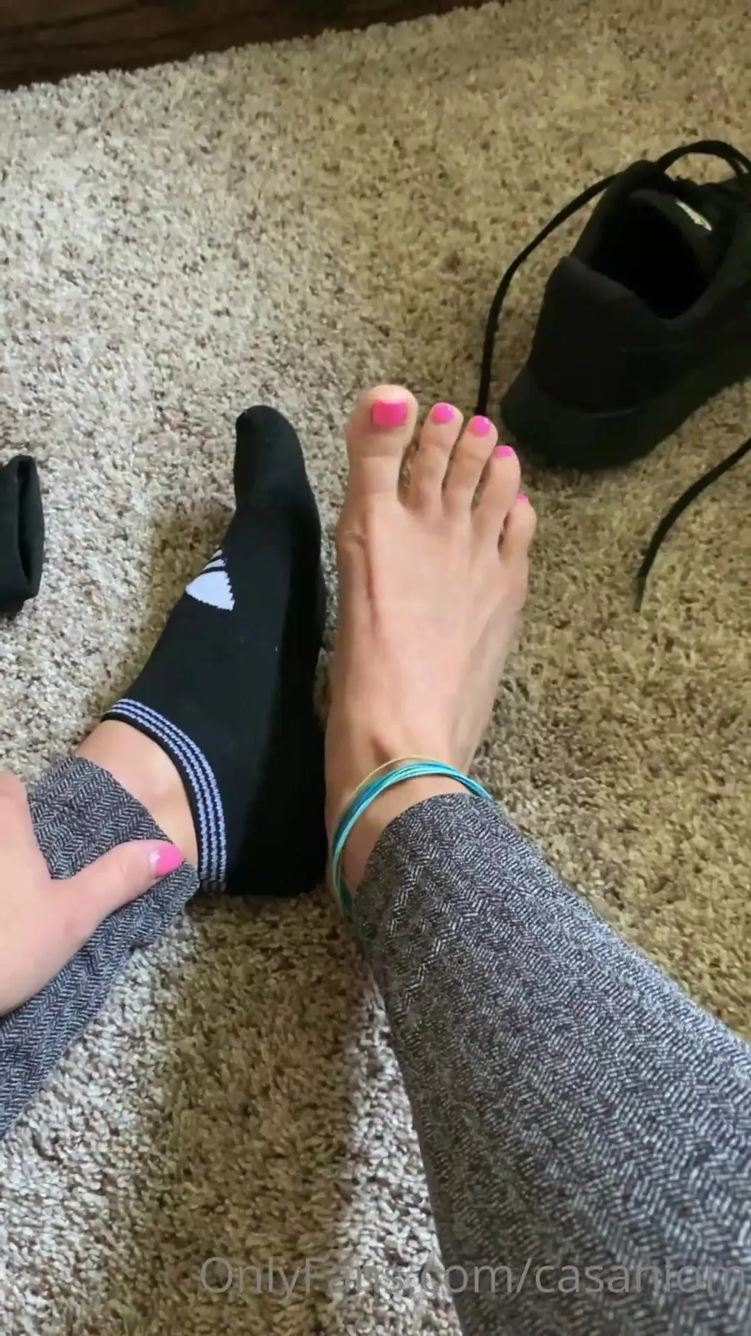 casanlom shoe & sock removal after my workout 2 40 w music added onlyfans xxx videos