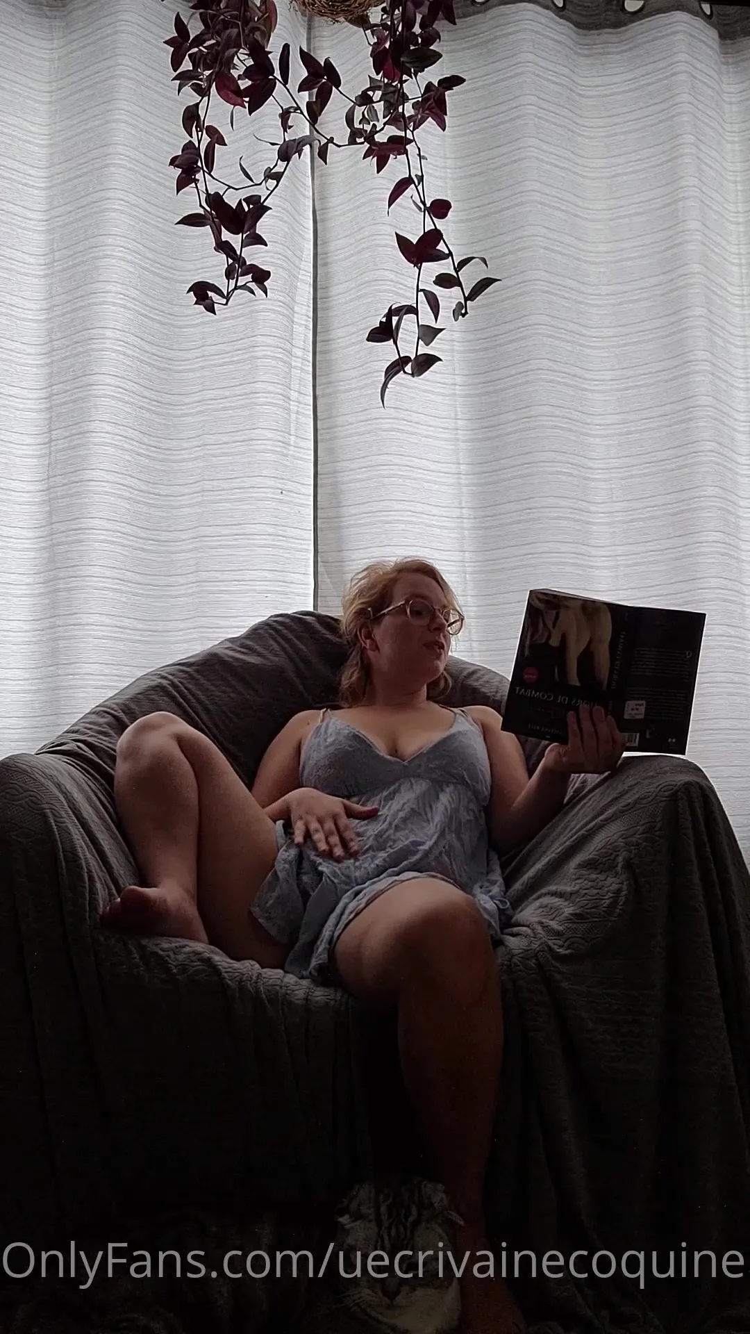 uecrivainecoquine lecture erotique et pr sentation de mon chat bonne ecoute onlyfans xxx videos