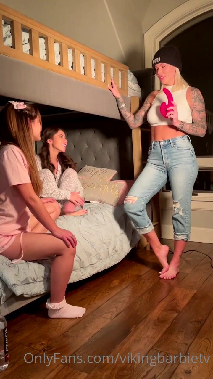 Vikingbarbietv this was wild i babysit the violetsummerstv and  rileysummertv cute sisters and they xxx onlyfans