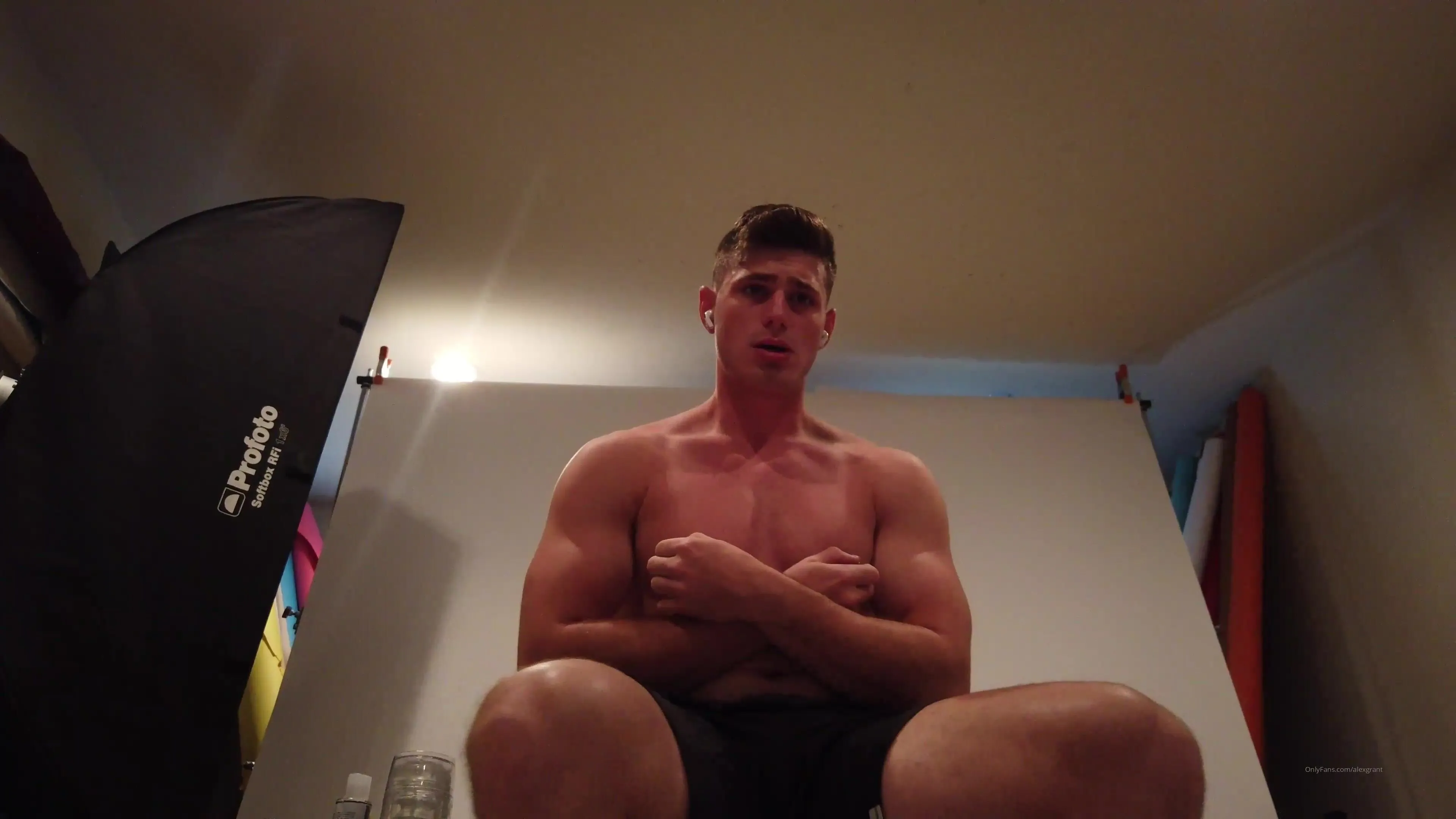alexgrant poppers nipple play cumming on my face which order to you prefer click the if y xxx onlyfans porn video