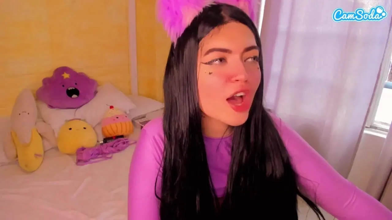 Queenlamia adeletomsom sexy camgirl
