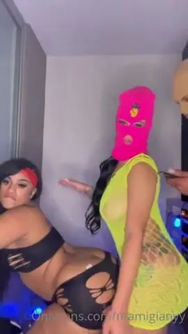 Mami Gianyy & NynyIrene
