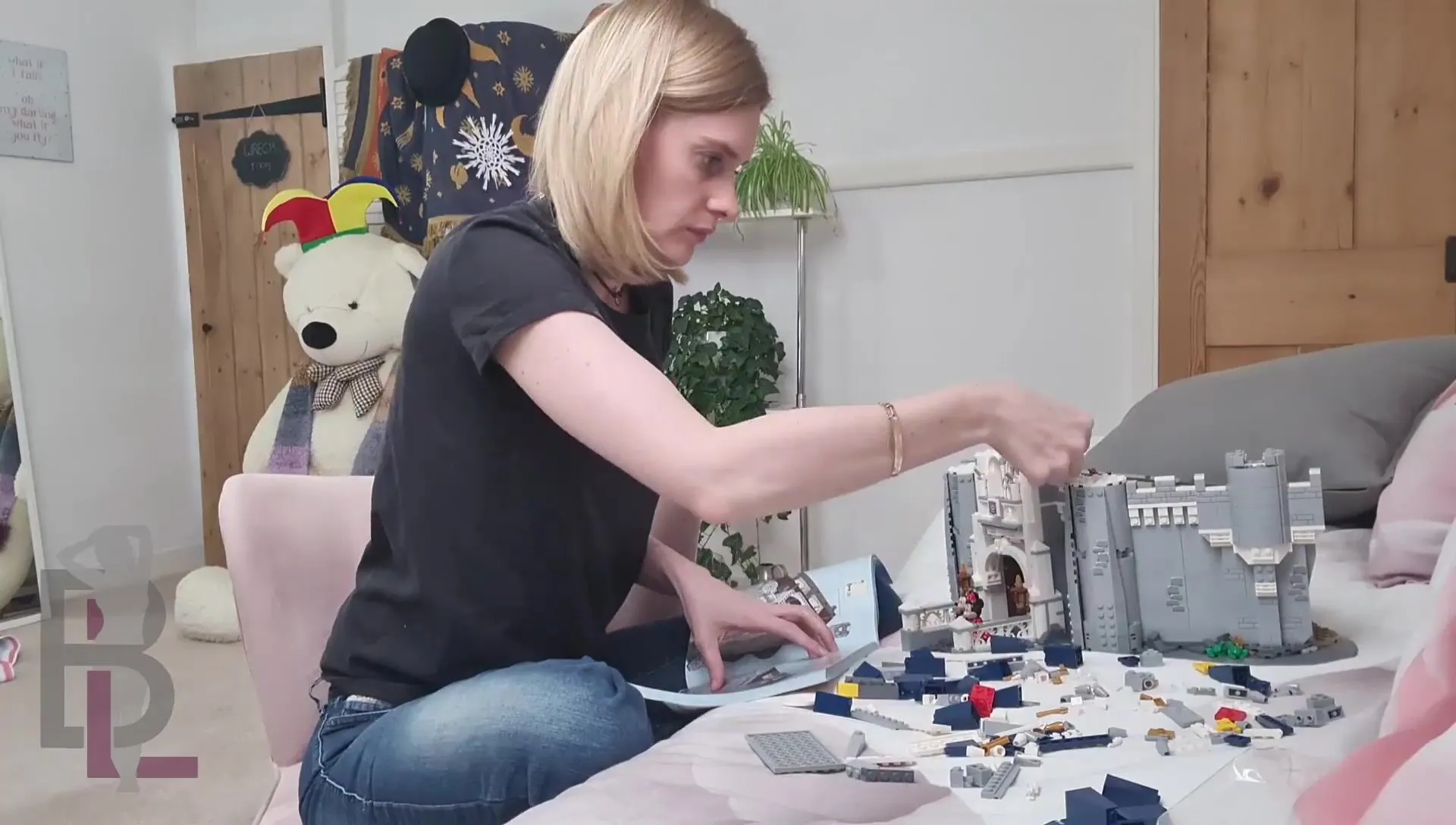 belle lou a little lego build phase four can t remember what number we are on. hehehe. xxx onlyfans porn video